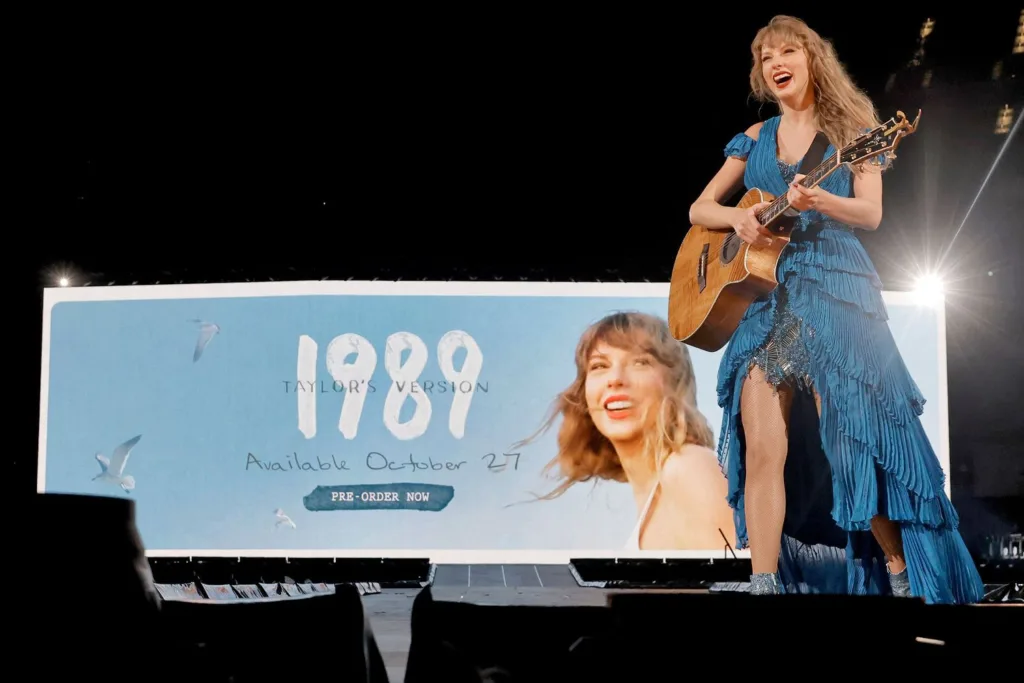 filmiii-Taylor Swift Drops '1989 Taylor's Version' with New Vault Tracks, Fans Declare it the 'Pop Bible' Release of the Year